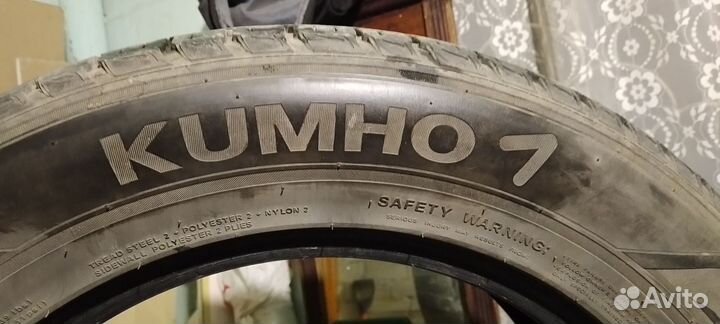 Kumho Crugen Premium KL33 235/60 R18 100J