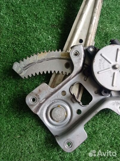 Стеклоподъемник задний левый митсубиси лансер 10