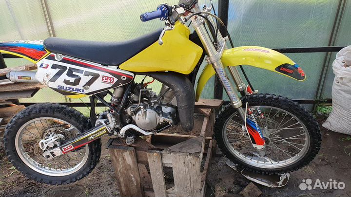 Suzuki RM85L