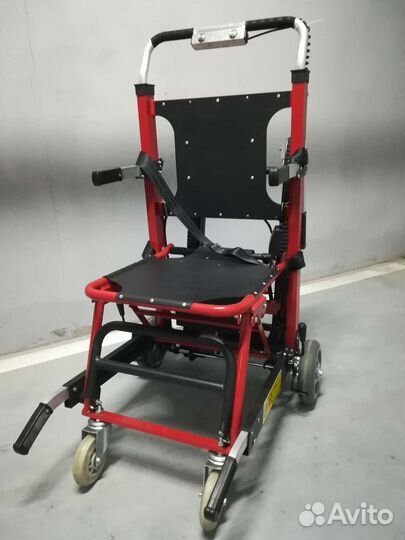 Гусеничный подъемник ступенькоход