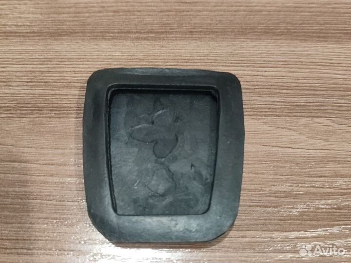 Накладка на педаль тормоза Toyota