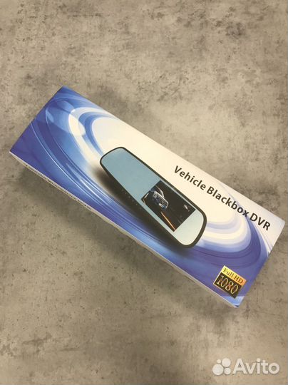 Видеорегистратор- зеркало с двумя камерами новый