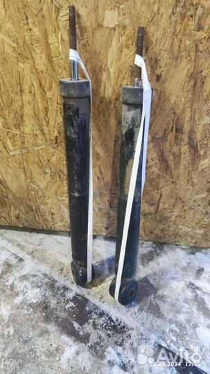 Амортизаторы задние Reno Logan