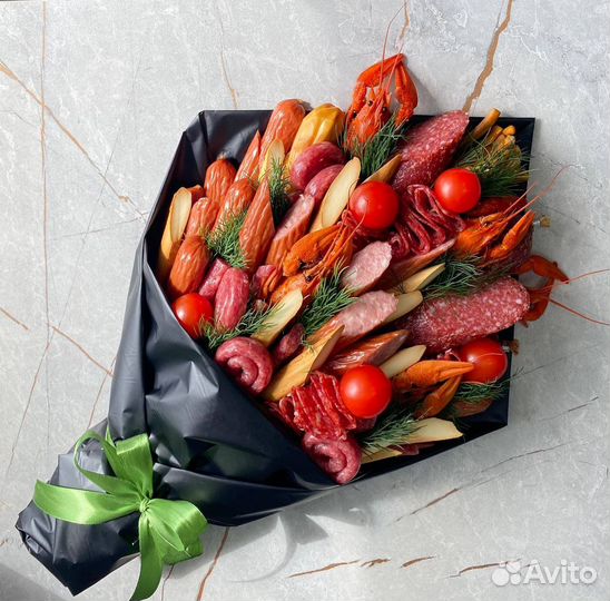 Мужской букет из колбасы