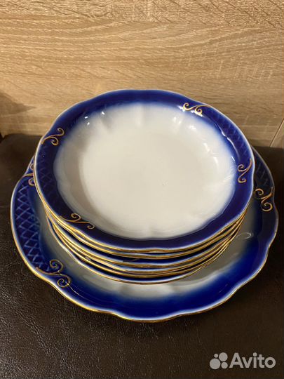 7 тарелок гжель