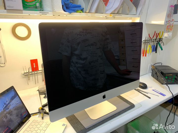 Ремонт техники Apple iPhone MacBook iPad iMac