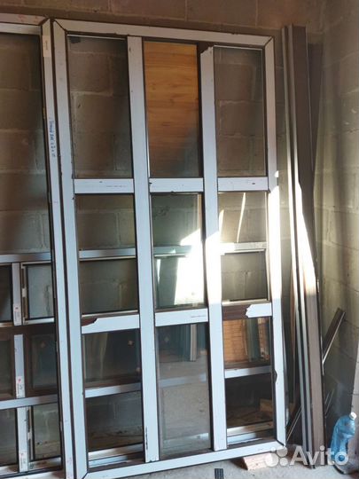 Окно Brugmann тёмный дуб