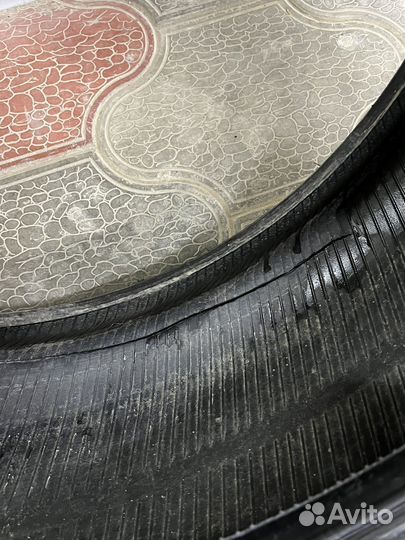 Bridgestone DriveGuard 225/45 R18