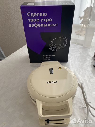 Новая вафельница Kitfort