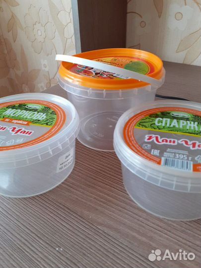 Пластиковые ведёрки и контейнеры