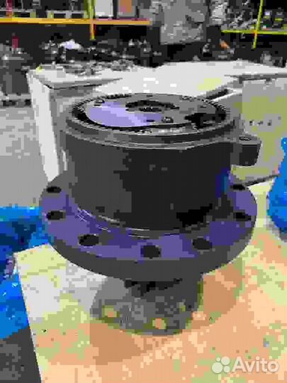 Редуктор поворота hitachi ZX60