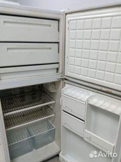 Холодильник Бирюса-22