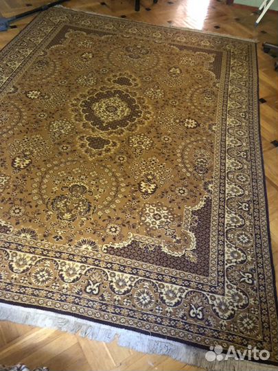 Ковер шерсть СССР.1980 ых годов. 340х246 см