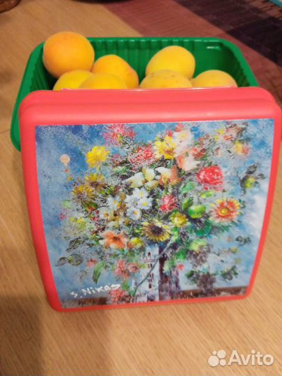 Ланч-бокс Tupperware