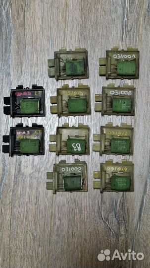 Резистор отопителя VW Golf 3 / Vento