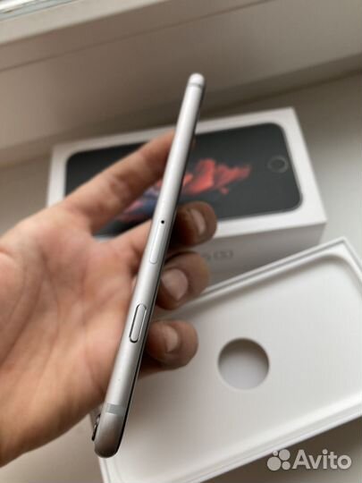 iPhone 6S, 64 ГБ