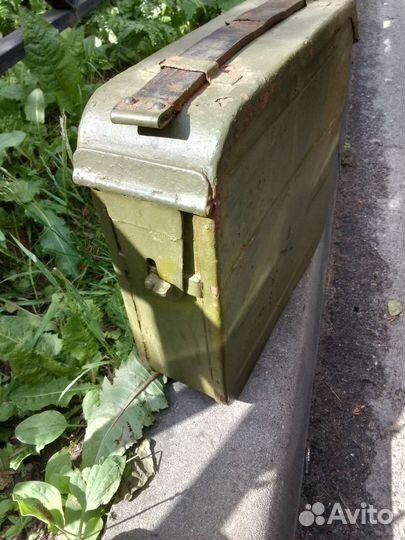 Ящик металлический