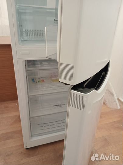 Холодильник LG GA-B 379 squl новый Total No Frost