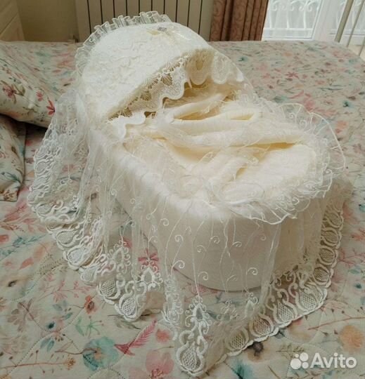 Корзина на выписку для новорождённых новая