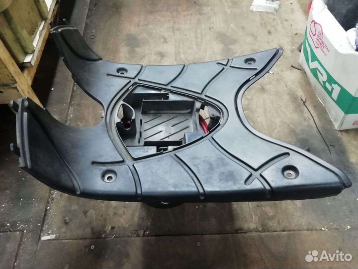 Пол на скутер Suzuki Let's 1-2