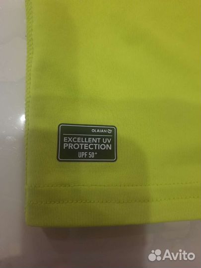 Солнцезащитная футболка для плавания /рашгард