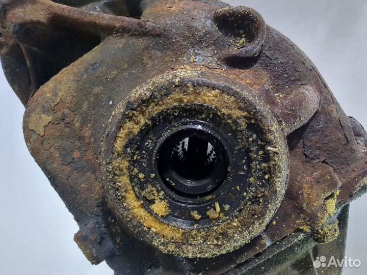 Редуктор моста BMW X3 E83, 2009