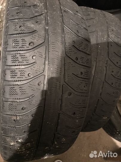 Bridgestone Ice Cruiser 7000S 205/50 R17