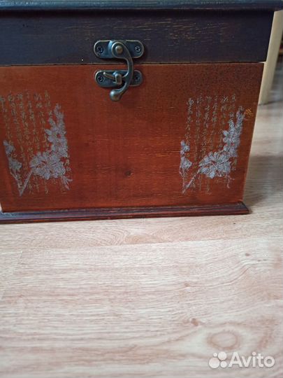 Оригинальный сундучок и чемоданчик для бижутерии