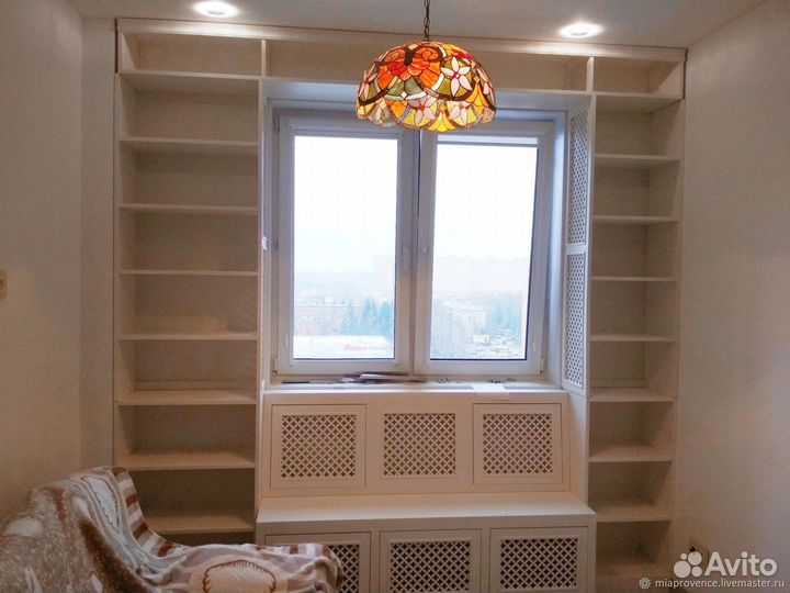 Компьютерный стол и шкаф