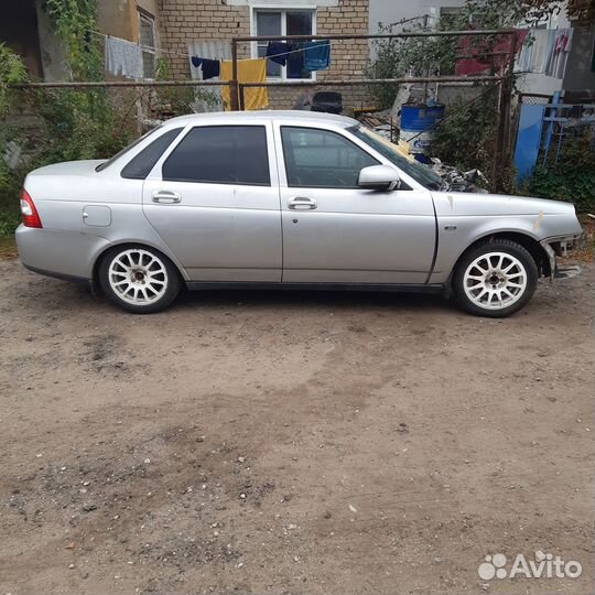 В разборе LADA Priora 2 2015 год