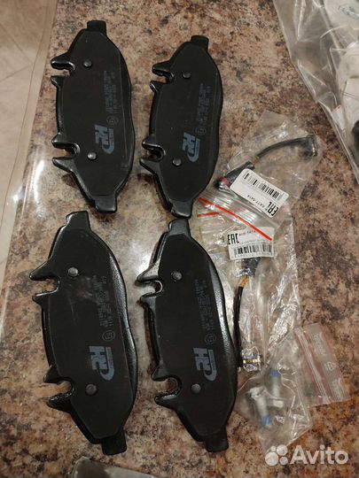 Дисковые тормоз колодки пер Road House 21109.02