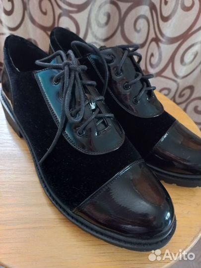 Ботинки женские39-40