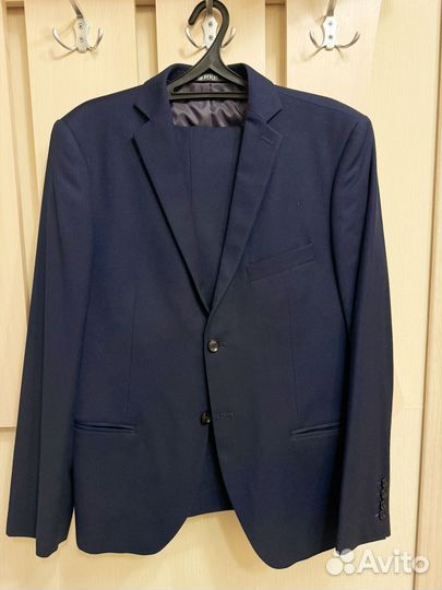 Мужской классический костюм