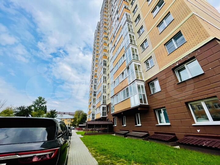 2-к. квартира, 49 м², 8/22 эт.