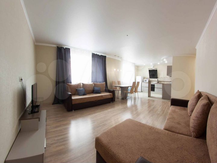 2-к. квартира, 72 м², 8/13 эт.