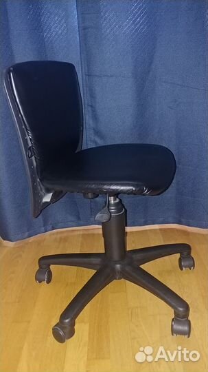 Компьютерное кресло подростковое