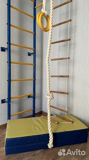 Детская шведская стенка