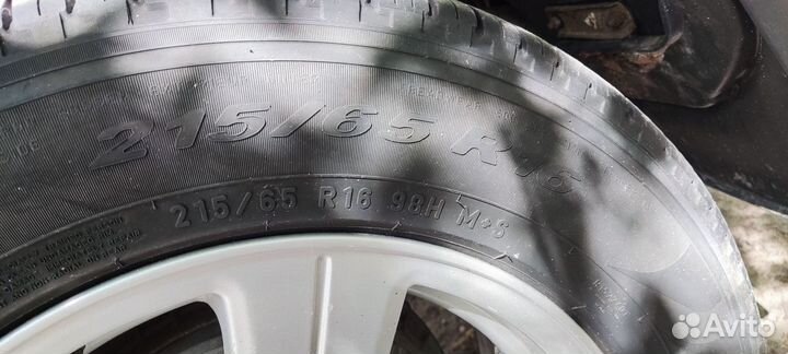 Pirelli Scorpion Verde All Season 215/65 R16 98