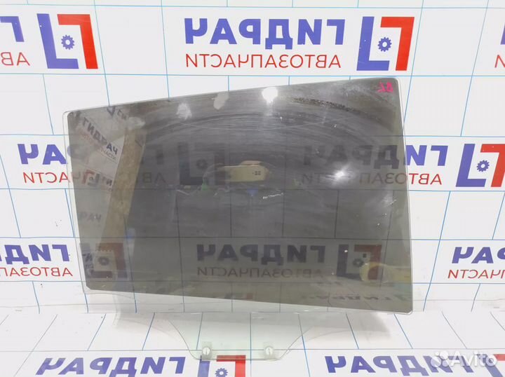 Стекло двери задней левой Ravon R2 96690110