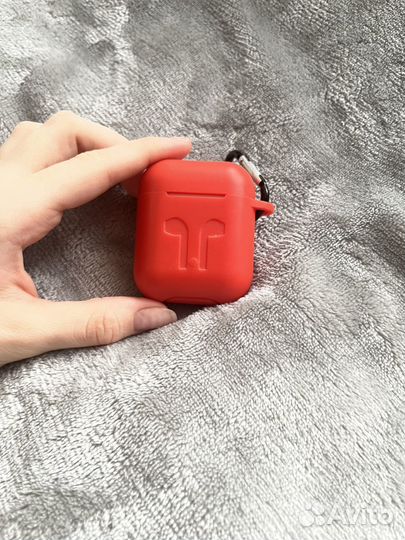 Левый нашуник airpods 1 оригинал