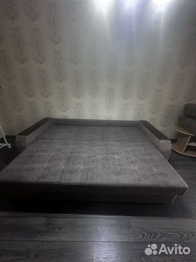 Продам диван