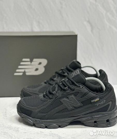 Кроссовки New Balance 740 зимние