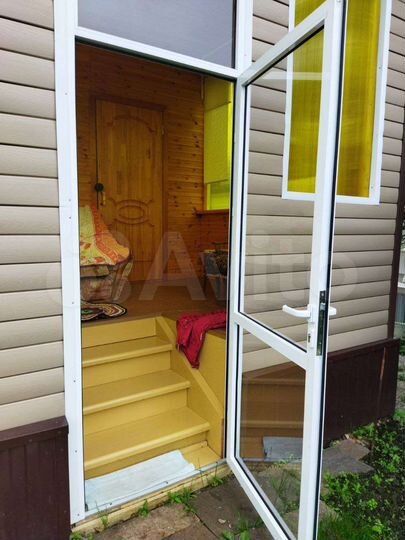 Дача 20 м² на участке 8 сот.