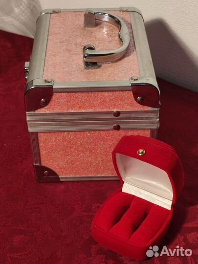 Шкатулка кейс