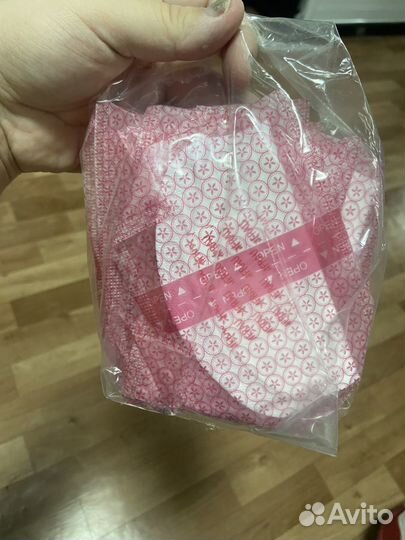 Прокладки для груди, пакеты для молока