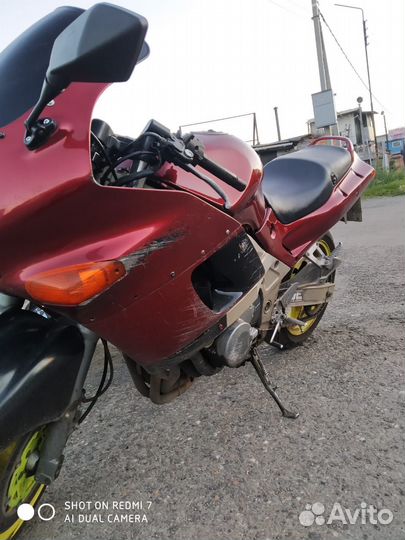 Kawasaki zzr 400