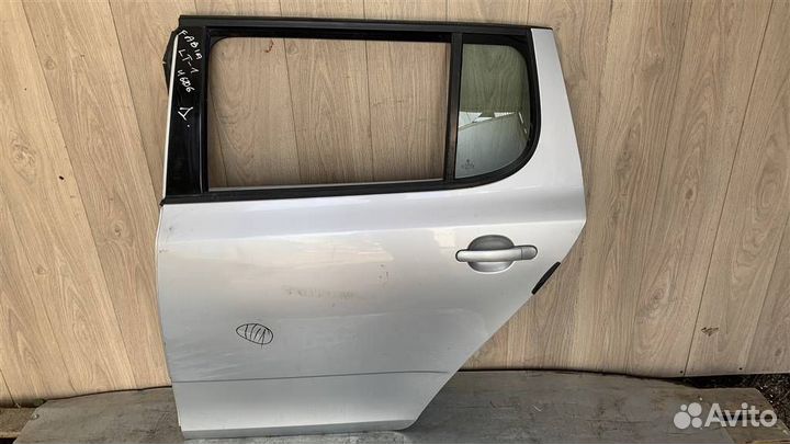 Ручка двери наружная от Skoda Fabia 2007-2015