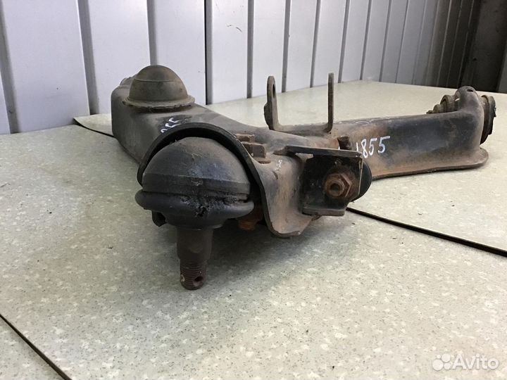 Рычаг передний правый Mitsubishi L200 (KB) 2006-20