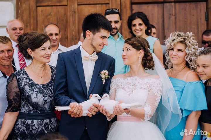 Белые голуби