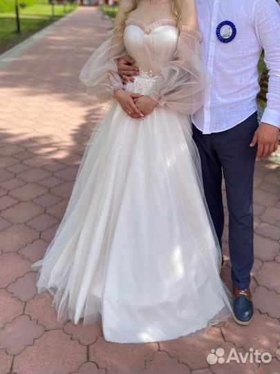 Свадебное платье